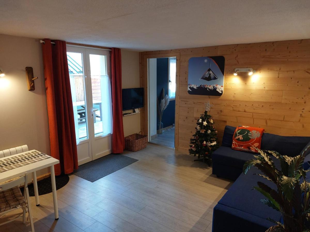 Studio Au Pied Des Montagnes Le Bourg-dʼOisans Dış mekan fotoğraf