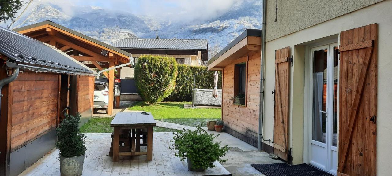 Studio Au Pied Des Montagnes Le Bourg-dʼOisans Dış mekan fotoğraf